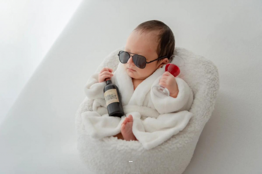 定安宝宝被蜜蜂蛰了 定安宝宝被蜜蜂蛰了